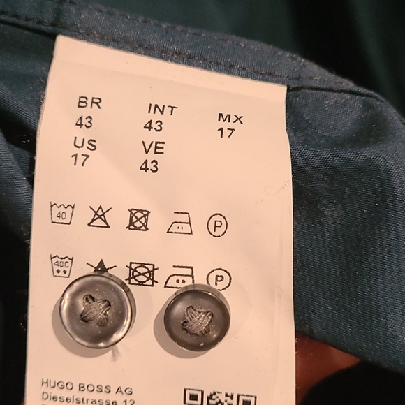 Hugo Boss - Classic Green Button Down - Picture 4 of 4